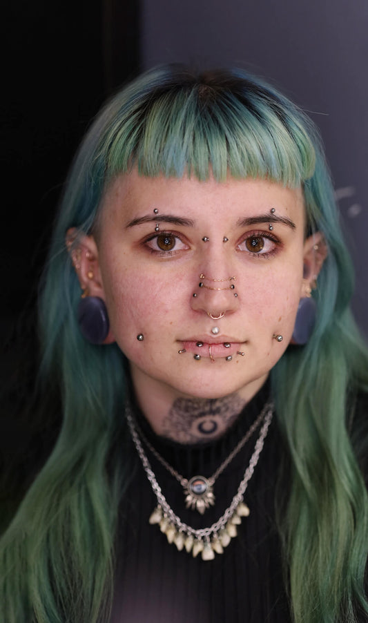 Arhi - Gallery Supervisor